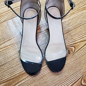 Ladies shoes